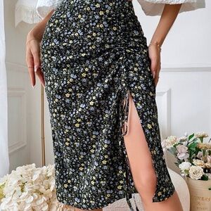 Floral Print Black Midi Skirt